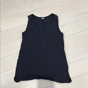 Lululemon V neck Black Sleeveless Women's Top